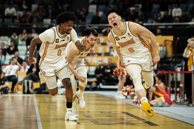 1743600361831081123.jpg (体育)(6)篮球——CBA常规赛:浙江方兴渡不敌山西汾酒XxjpseC007113_20250305_PEPFN0A001.jpg